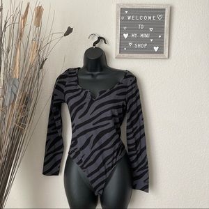 New PINK Long Sleeve Rib Bodysuit